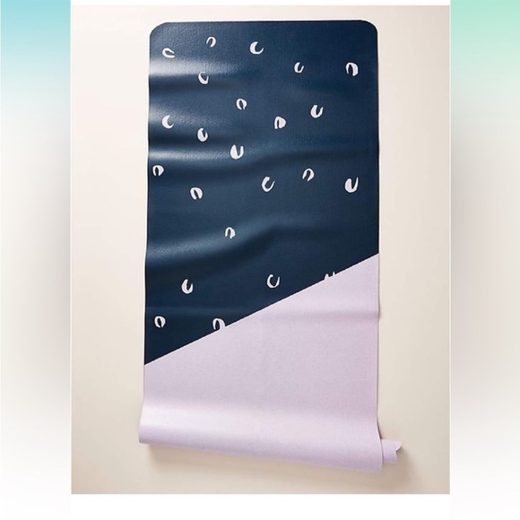 Anthropologie yoga mat- Skinny Foldable Travel Yoga Mat. - Picture 2 of 11